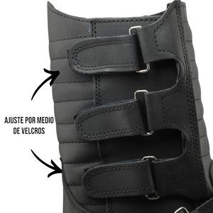 Botas motociclista V-2.0 de piel genuina con 4 broches de ajuste seguro, estilo biker resistente y protección para rodar con confianza