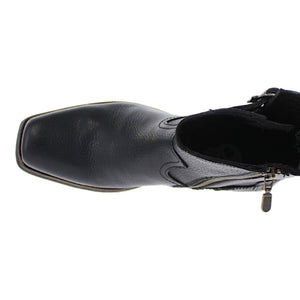 Horma chata trompa de puerco en botas biker artesanales