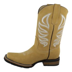 Detalle artesanal botas nobuck roper rodeo con bordado ala