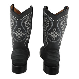 Vista trasera botas imitacion pitón diseño vaquero