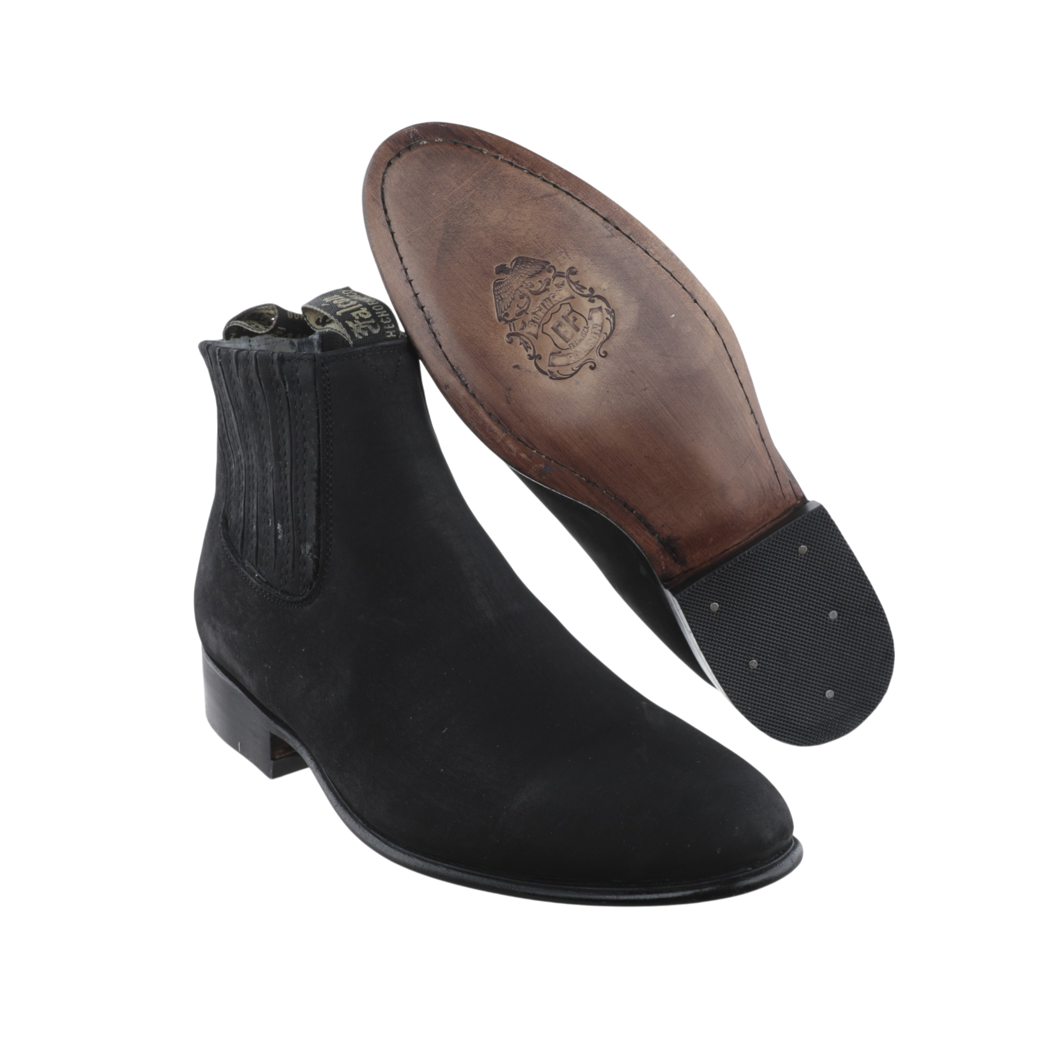 Botín charro nobuck negro para hombre con suela de vaqueta vista frontal