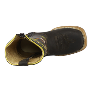 botas bebé piel café detalle punta y horma chata